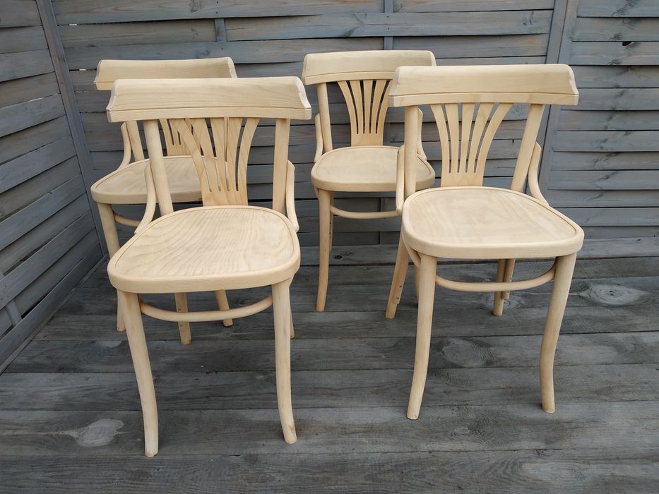 Krzesła Thonet Fameg wyszlifowane do malowania 120szt.