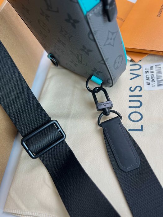 Слинг Louis Vuitton плечевая сумка LV бананка Луи Витон c873