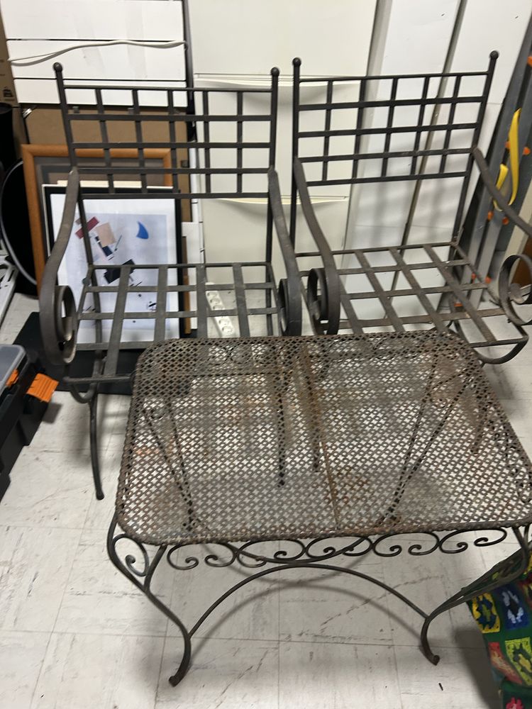 Conjunto para jardim de 2 cadeiras e mesa ferro