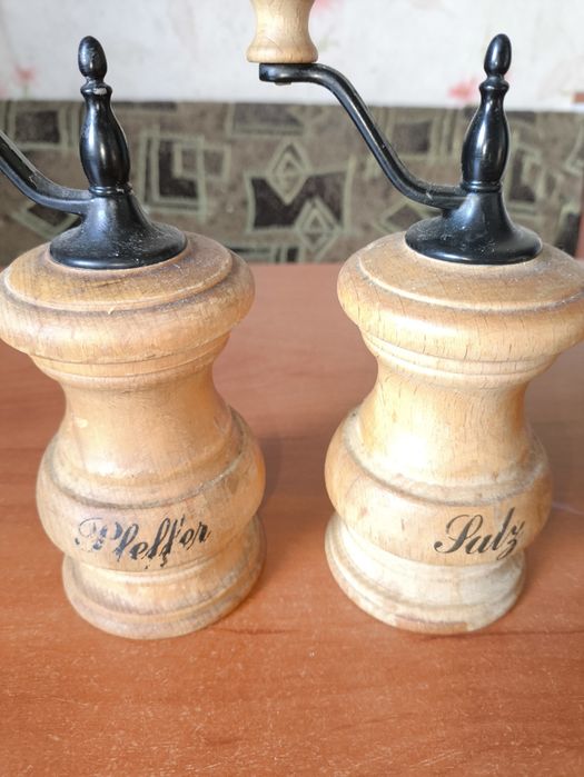 Перцемолка, сольница. Мельницы для специй.