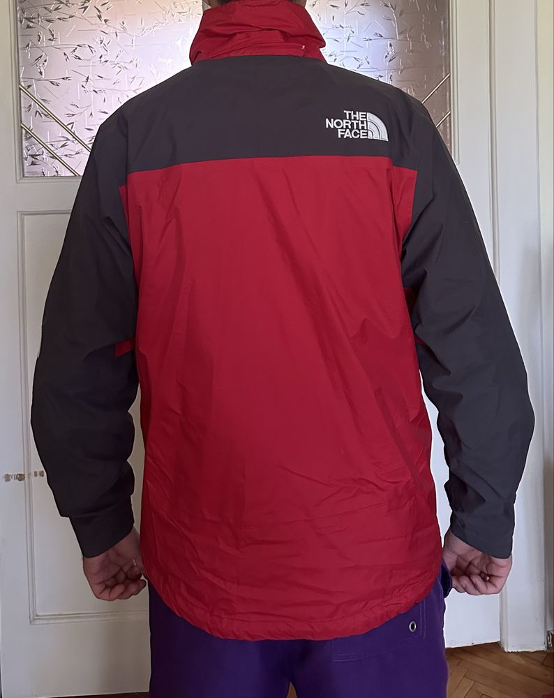 Куртка чоловіча спортивна the north face M