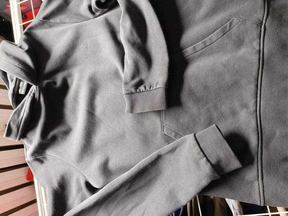 Bluza 4f rozmiar 152