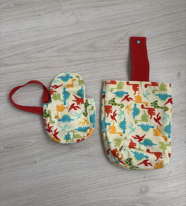 Porta fraldas e porta chuchas feitos à mão