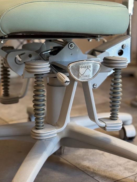 Fotel podologiczny Ruck Bioswing