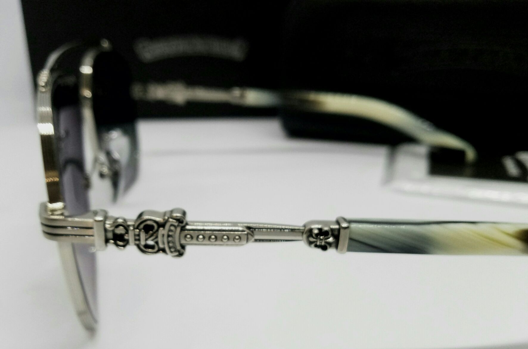 Chrome Hearts мужские  очки темно серый градиент в серебр металле