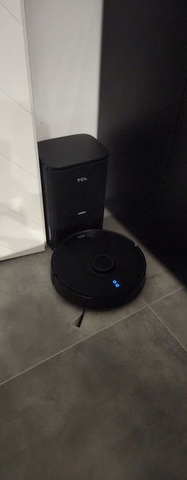Odkurzacz tcl 6500 ze stacją