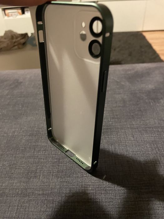 Etui / obudowa metalowa na Iphone 12