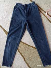 Жіночі джинси з високою талією