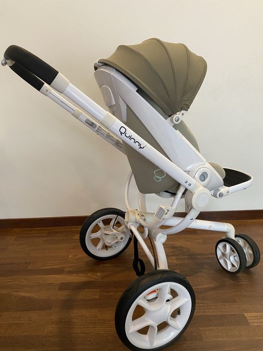 Quiny- carrinho de bebe de 3 rodas