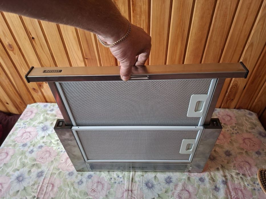 Вытяжка кухонная Mekappa Slim Lux 50 см (нержавейка)