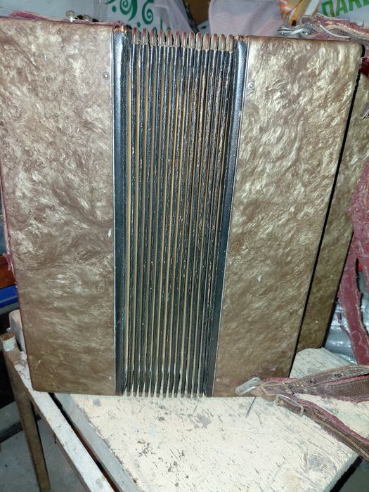 ПРОДАЮ Баян в хорошем состоянии