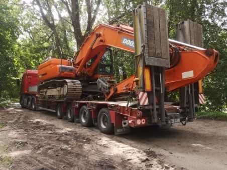 Transport niskopodwoziowy maszyn koparek dźwig HDS laweta platforma