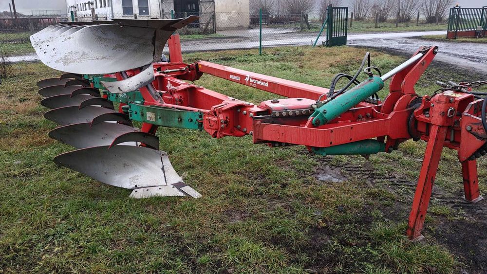 Pług Kverneland 8 skib