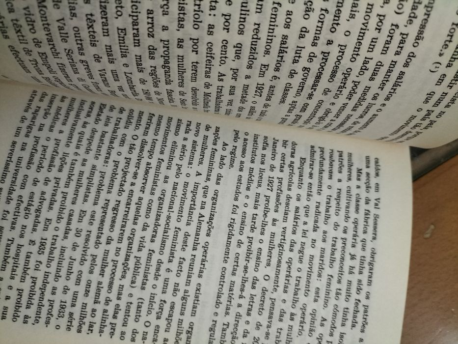 Livro - A invenção da Mulher