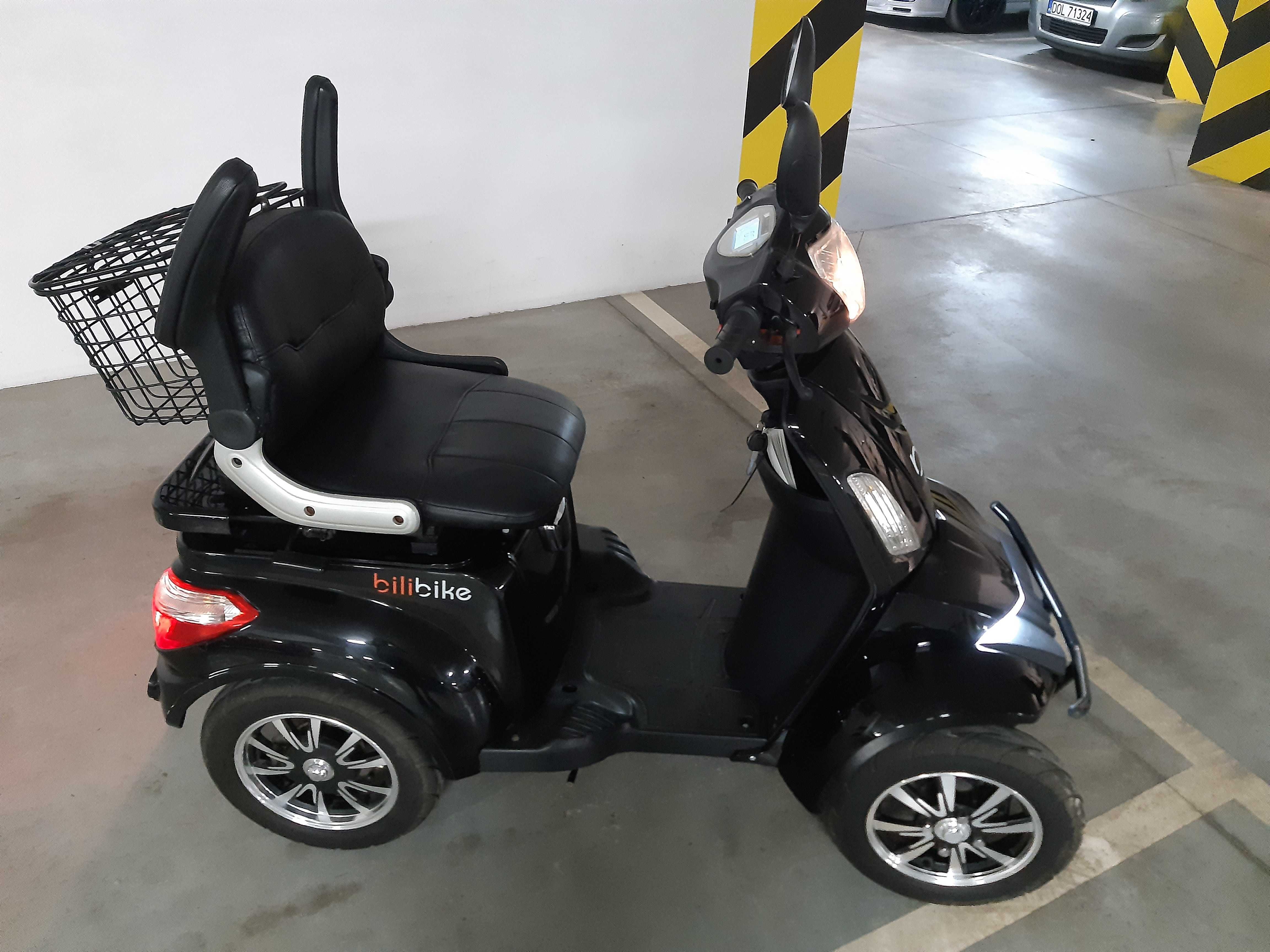 Elektryczny wózek inwalidzki  jak nowy