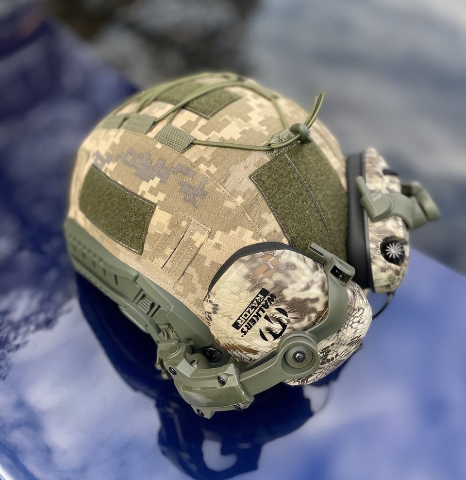 Тактичний шолом з навушниками военная каска тактический шлем комплект