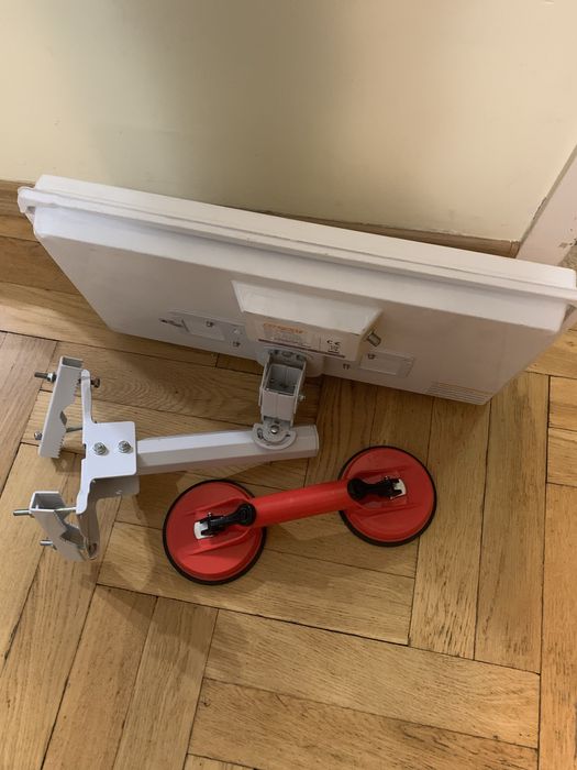 Antena satelitarna płaska,mała,lekka Selfsat