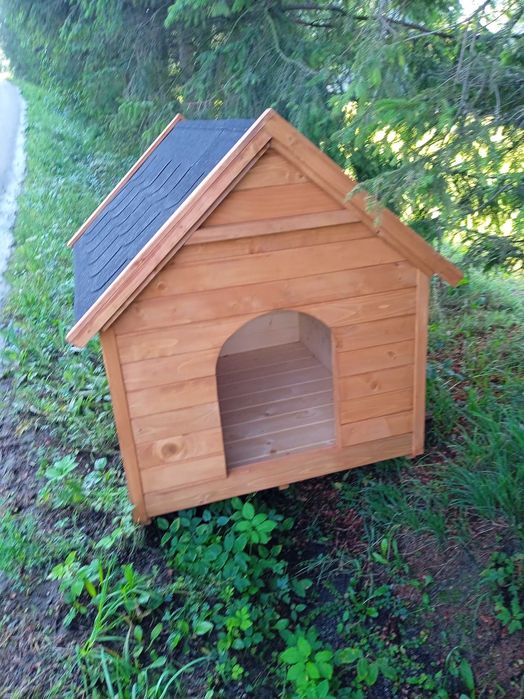 Buda dla psa,ocieplana ,mała drewniana