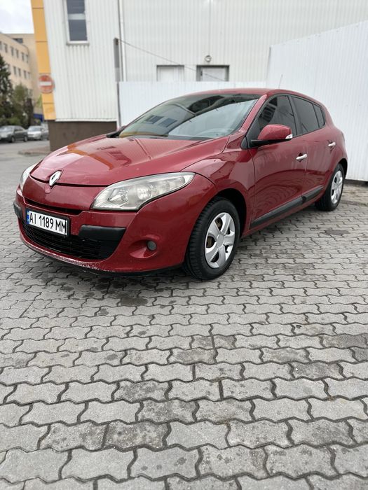 Авто машина Renault megane 1.5 дизель мехінка