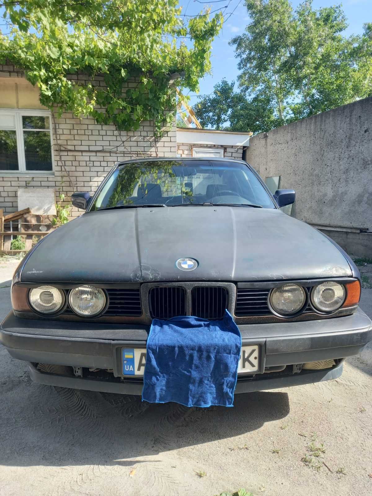 Продам БМВ е34 1990г.