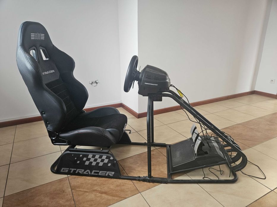Kierownica THRUSTMASTER T300 RS GT  + Kokpit  Racing GT Racer