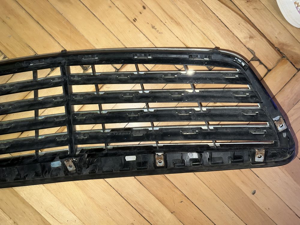 Mercedes w221  atrapa  grill