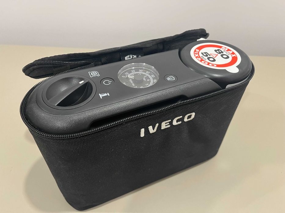Kompresor Samochodowy IVECO typu FIX & GO nowy + etui zestaw naprawczy