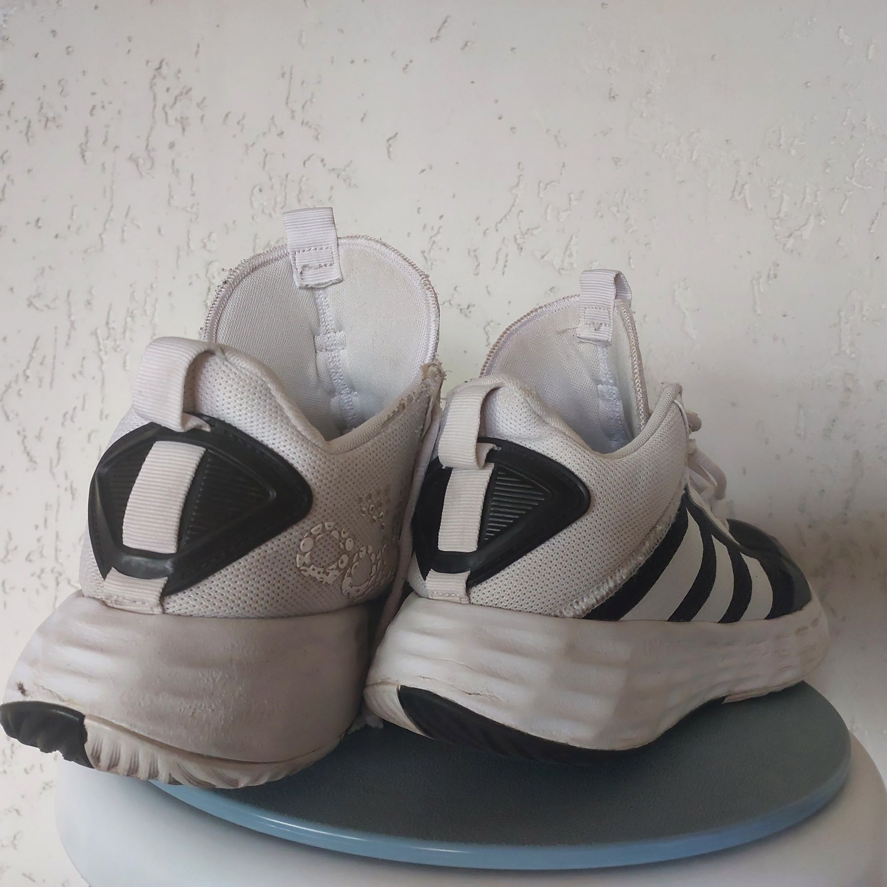 ADIDAS lightmontain 42,2/3