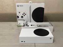 Ігрова приставка Microsoft Xbox Series S 512GB, нова, повний комплект