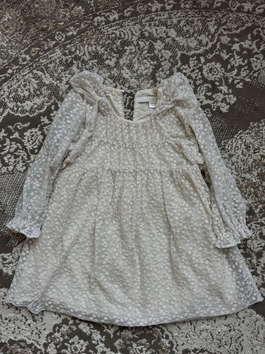 Продаю сукню на дівчинку Zara розмір 110 (4-5 років)