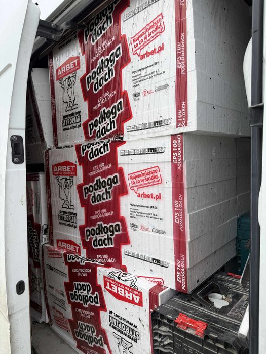 Styropian podloga/ dach pozostalosci po budowie