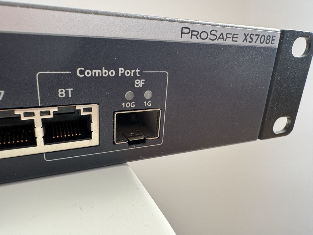Netgear ProSafe Switch 8p XS708E (8x 10Gbit, 1xCombo SFP+)
