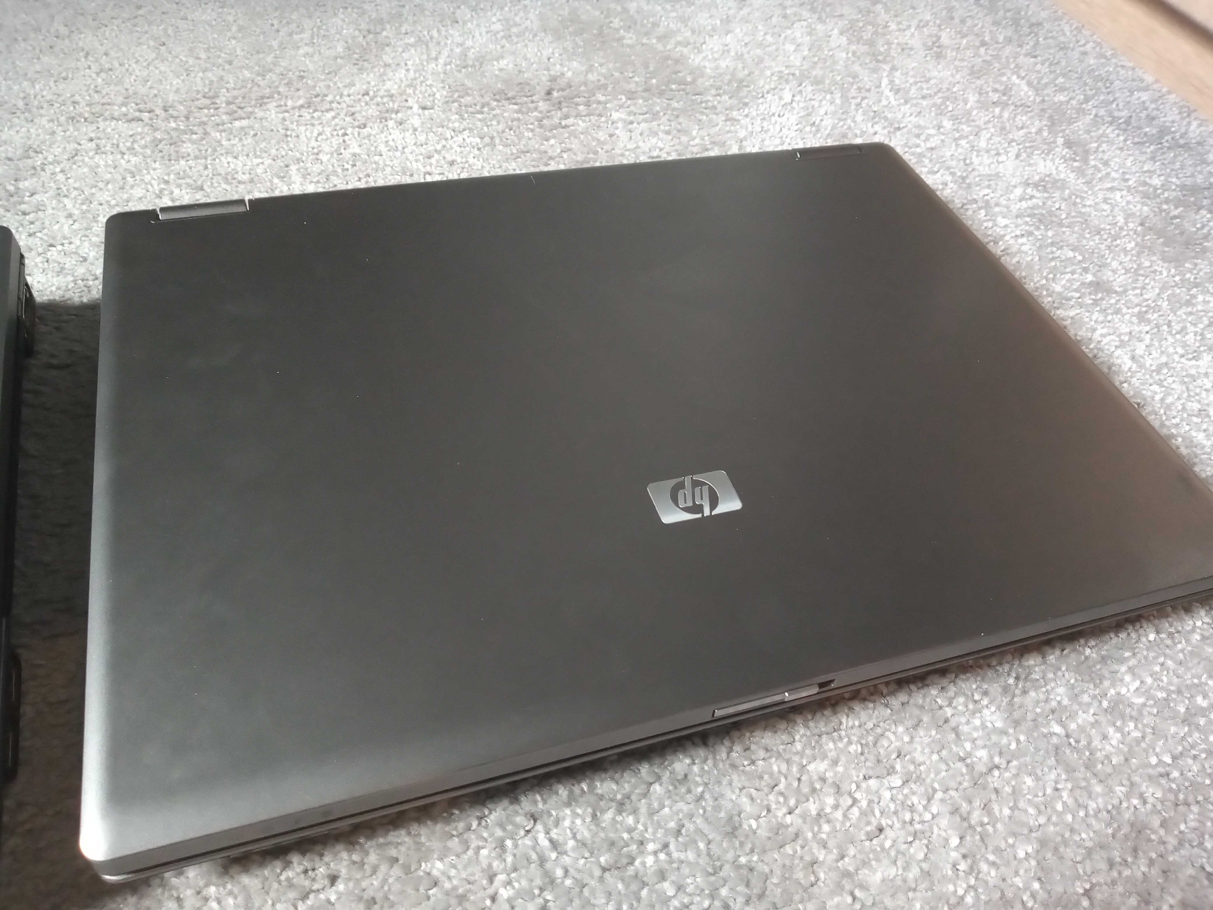 Laptopy HP 6735b - dwie sztuki uszkodzone