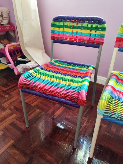 Cadeiras criança 2 + 1 FRAGGLAD IKEA