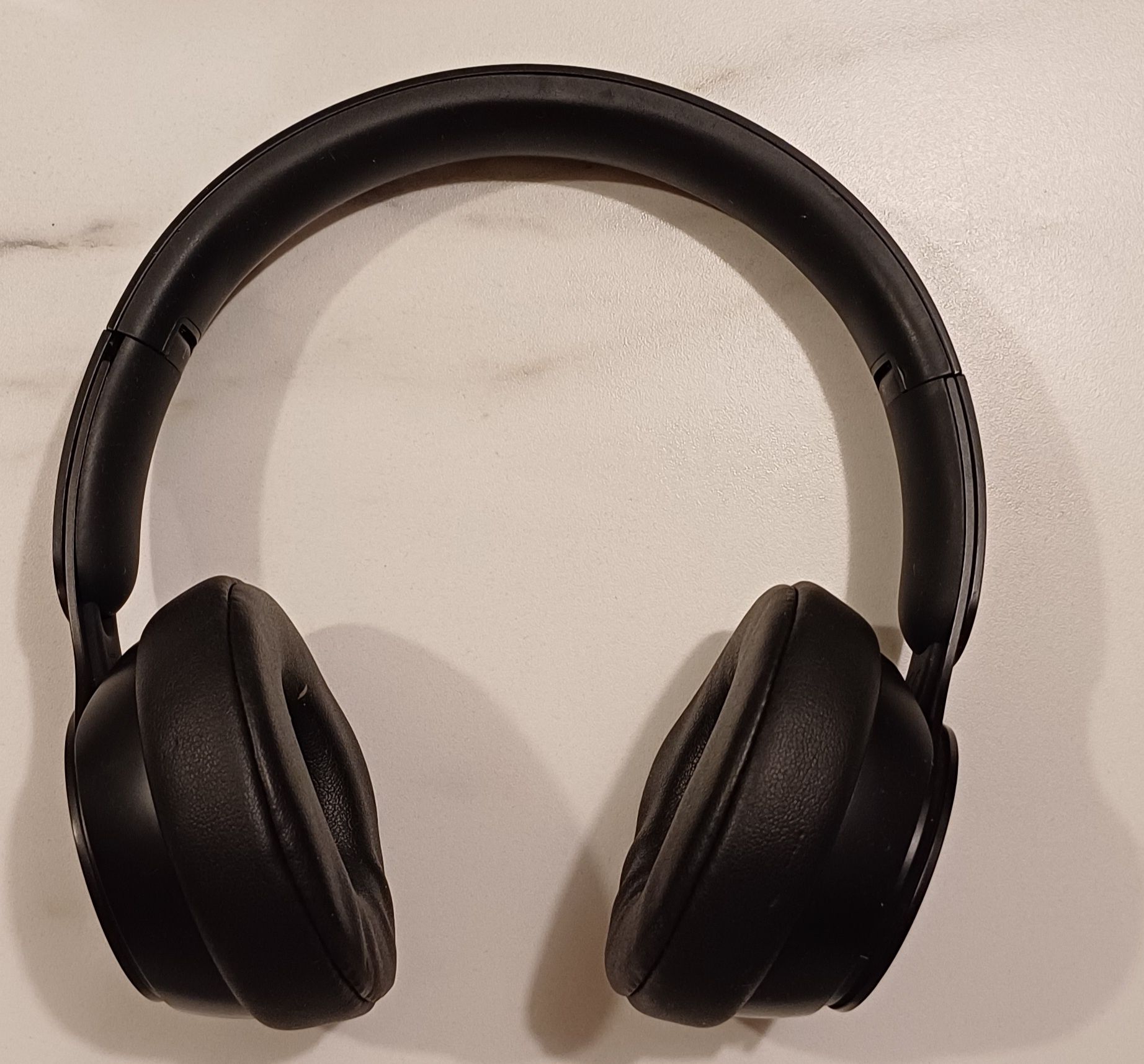 Beats solo pro com noise cancelling