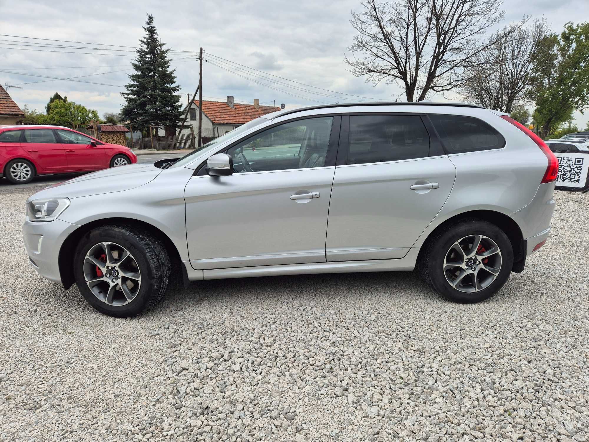 VOLVO XC 60 Stan BDB Navi Skora Alu Czujniki Bezywpadkowy