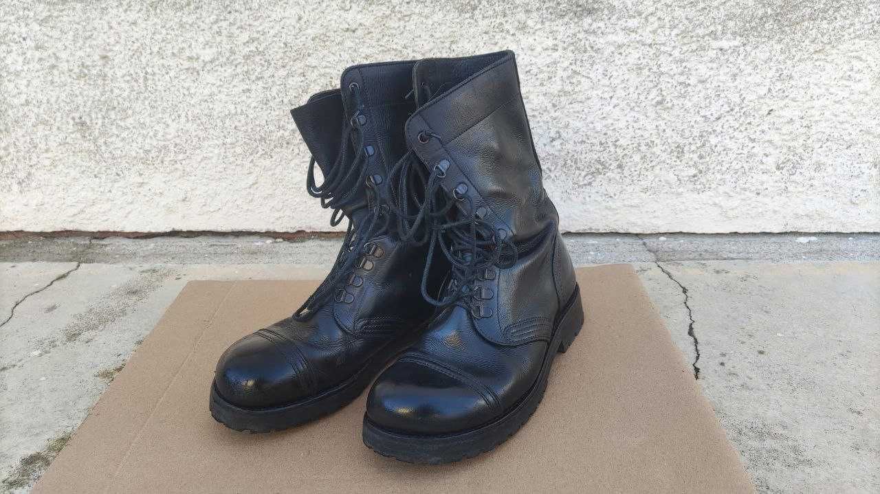 Botas Militares Modelo AT - Tamanho 43