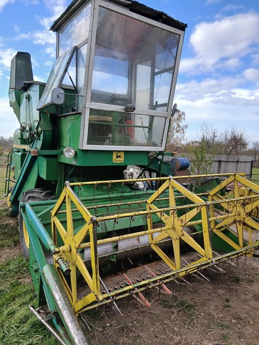 Комбайн джон-дір