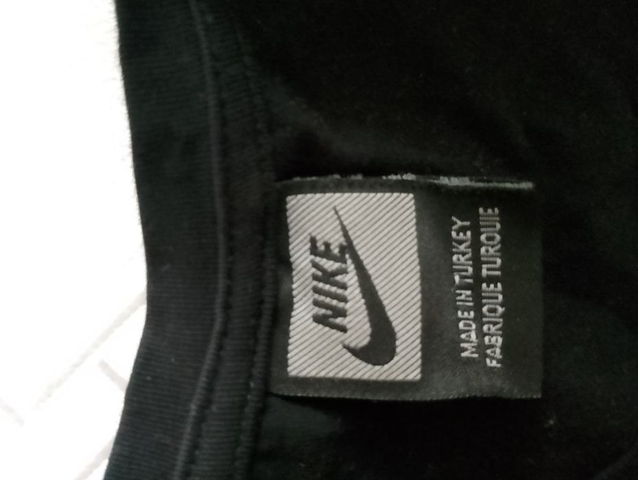Koszulka damska Nike długość 73 szerokość 106