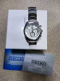 Seiko SSB297P1 44mm Silver