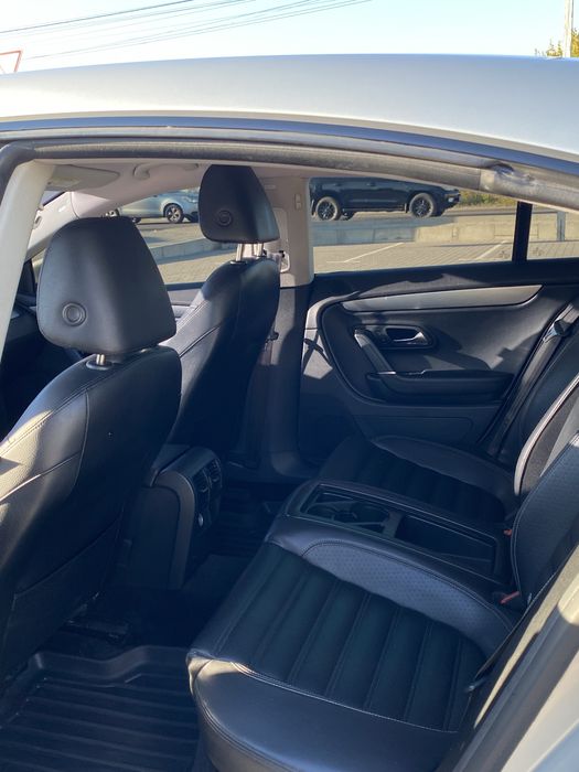 Фольцваген СС 2.0 FSI 2011 рік