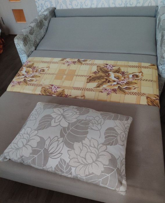 Двоспальний диван