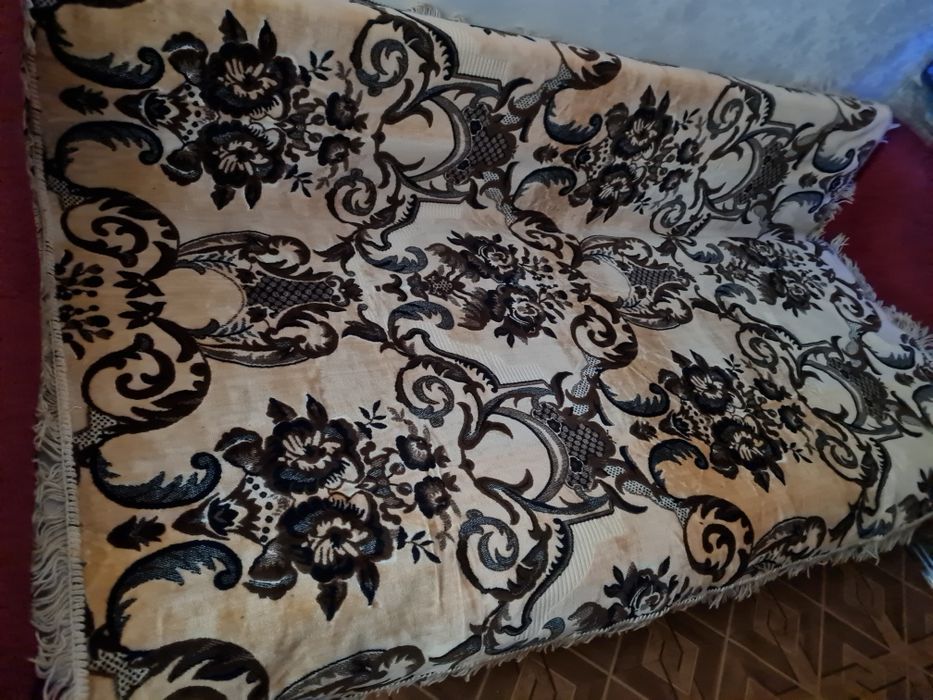 ковдра  на ліжко та крісло.