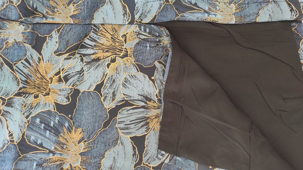 Saia azul tamanho L Chic Wish