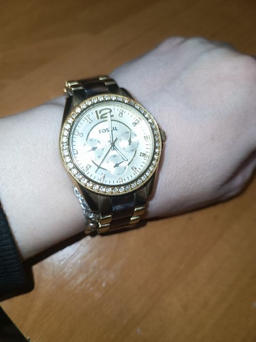 Годиник жіночий.