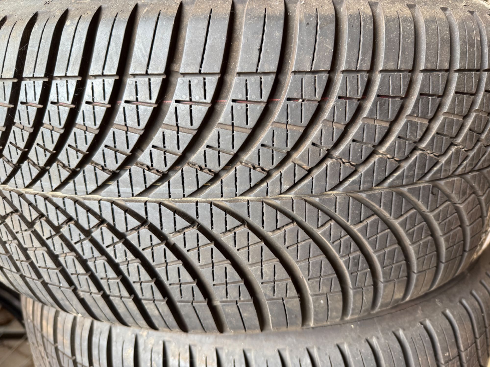 Opony goodyear 245/45/19 2023 rok całoroczne