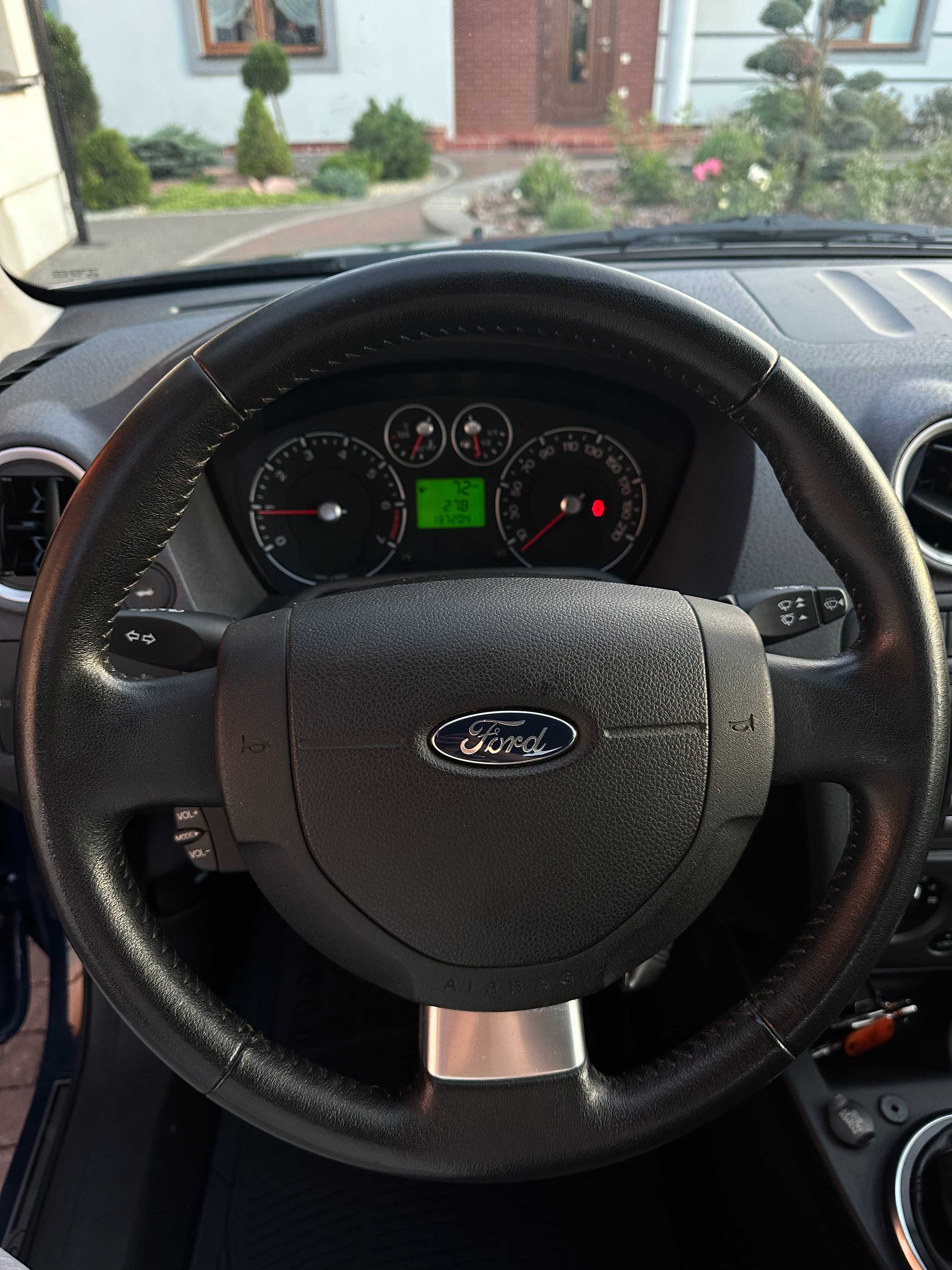 Ford Fusion 1.4 бензин 2011