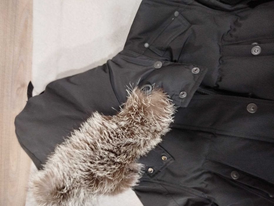 Куртка  капюшоном moose knuckles