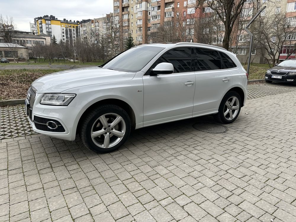 В продаже  Audi Q5 S-line