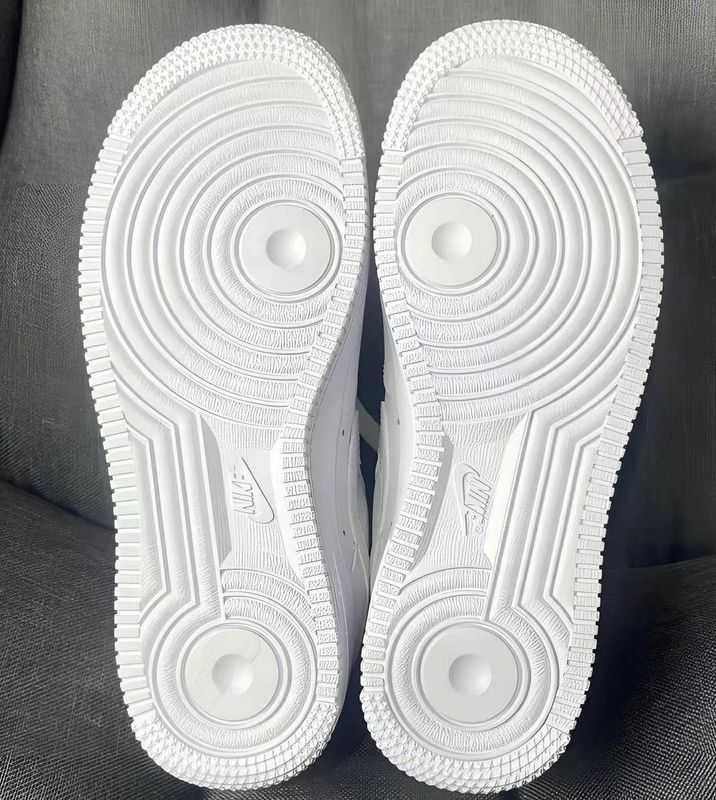 AF1\Powietrze*airDamskieNikeForce1SupremeWhite UnisexTrampki Rozm.45